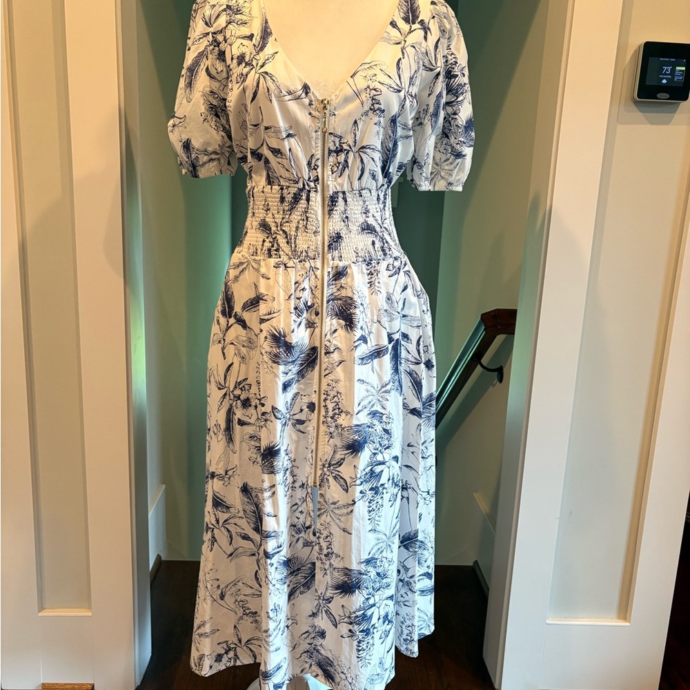 Aakaa Blue and White Floral Midi Dress - Picture 4 of 7